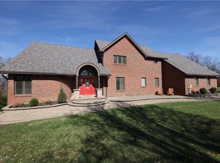 221 Orchard Vue Dr, Colliers, WV 26035