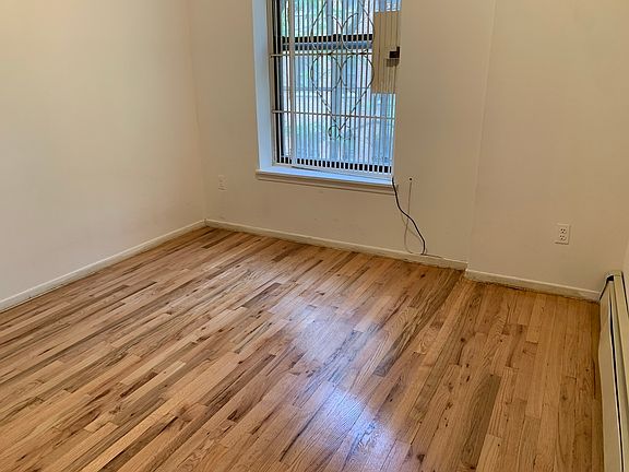 4th image of 205 W 102nd St APT 3C
