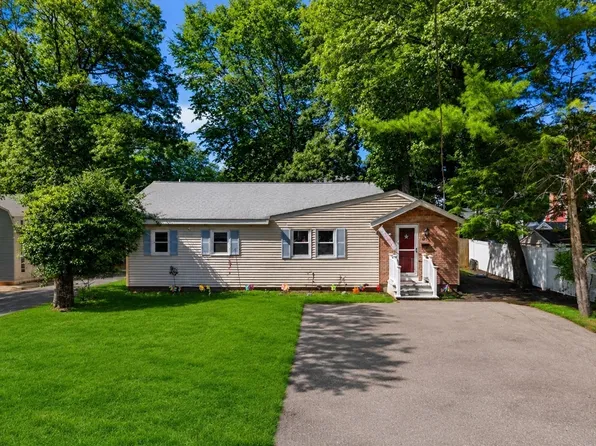 24 Temple St, Tewksbury, MA 01876