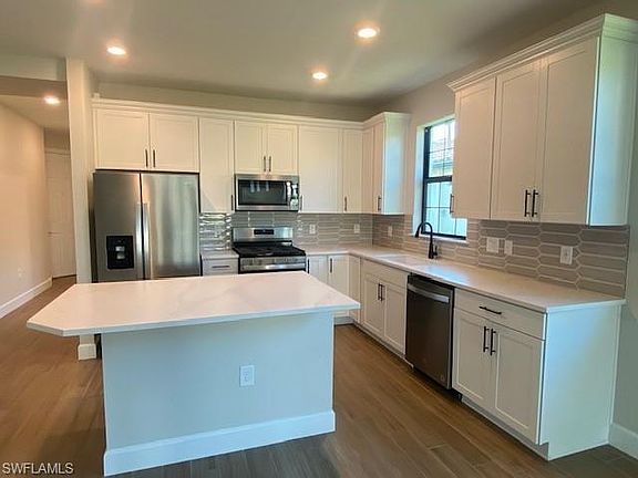 5th image of 17482 Caravita LN