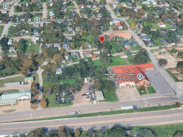 821 E Brown St, Cleburne, TX 76031