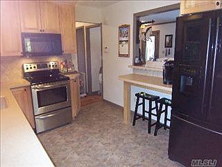 3rd image of 509 3rd Ave