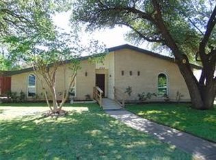 6764 Hillbriar Dr, Dallas, TX 75248
