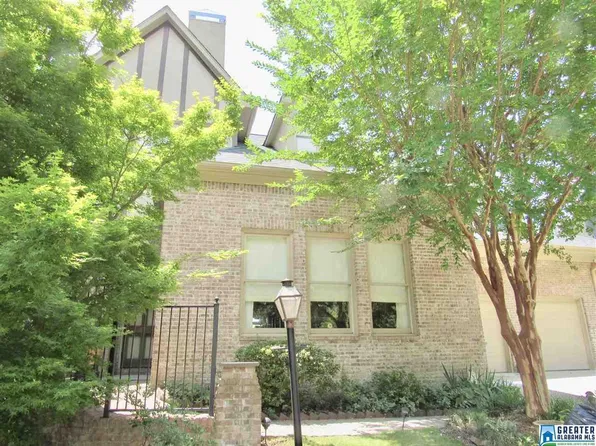 2609 River Trace Ct, Vestavia, AL 35243