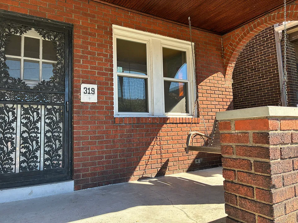 319 McKinley St