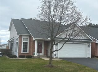 42 Amberwood Pl, Rochester, NY 14626