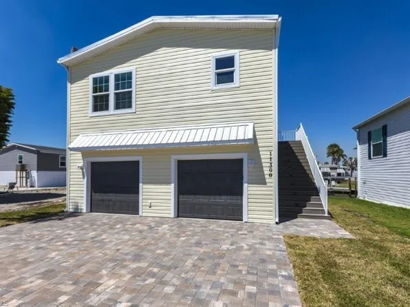 11300 Cypress LN, FORT MYERS BEACH, FL 33931