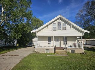 2409 N Rapids Rd, Manitowoc, WI 54220