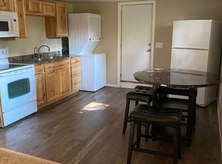 1410 Grace Ave SW UNIT B, Willmar, MN 56201