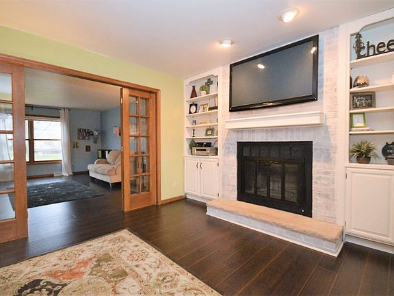5th image of 224 S Comanche Ln