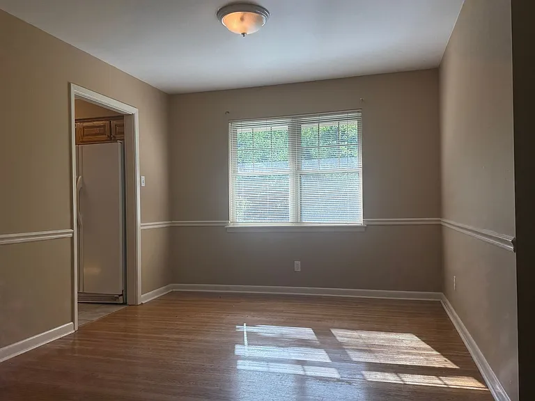 323 Auburn Dr — Photo 30