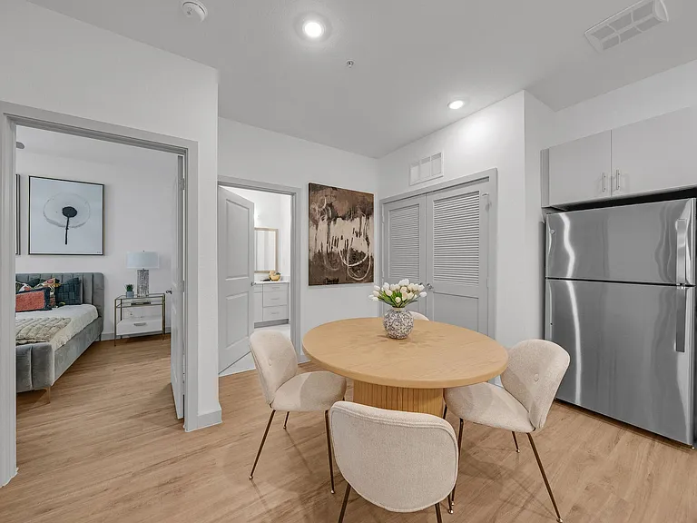THE RESIDENCES AT LANDON RIDGE — Photo 12