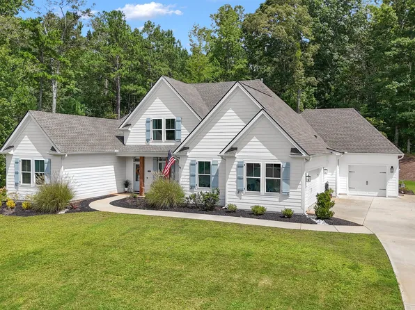 215 Greyfairs Ave, Senoia, GA 30276