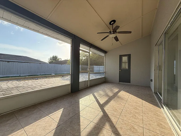 2670 Oak Run Blvd — Photo 24