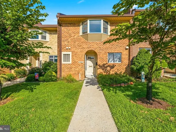 3254 Glen Eagles Dr #104-D, Silver Spring, MD 20906