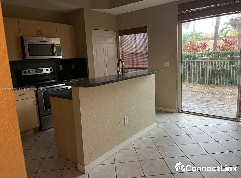 4952 Tradewinds Ter — Photo 7