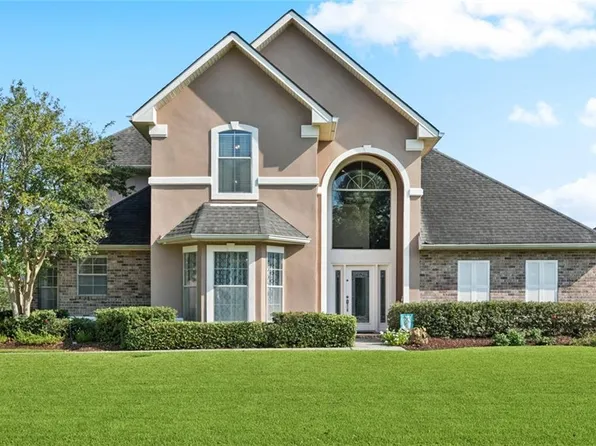 3319 Turnberry Ln, Harvey, LA 70058