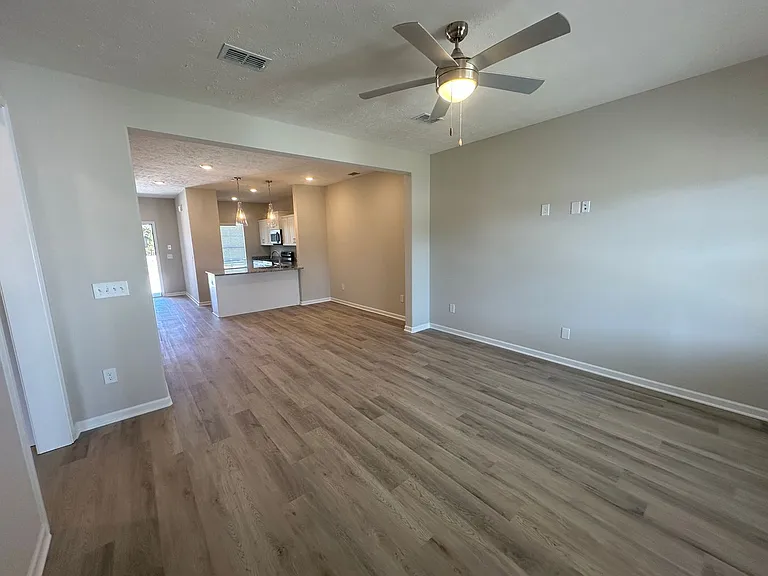 1850 Madison St #302 — Photo 7
