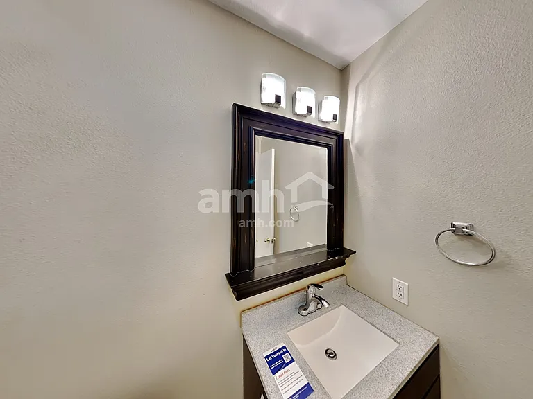 10711 N Shaenridge — Photo 18