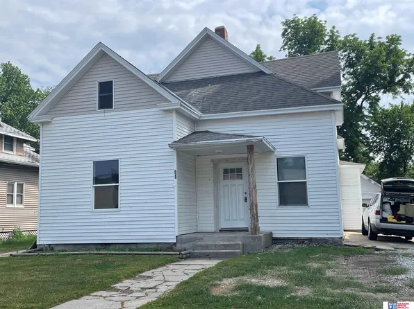 628 E 10th St, York, NE 68467