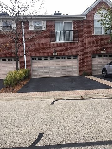 1st image of 987 Kensington Dr #9-B2