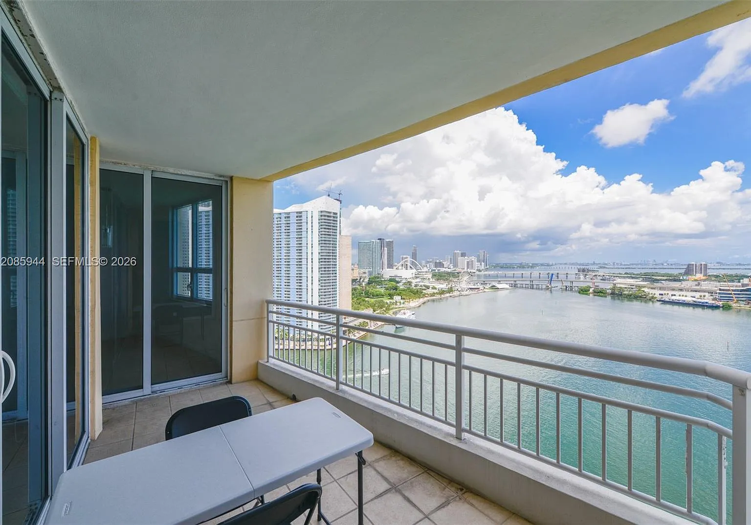 Three Tequesta Point Cond — Photo 2
