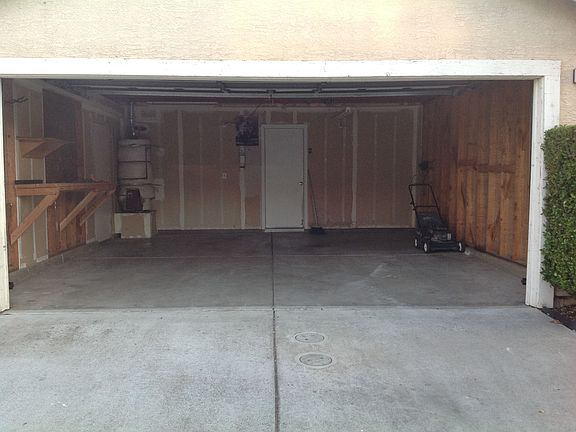 3rd image of 3430 Alder Canyon Way