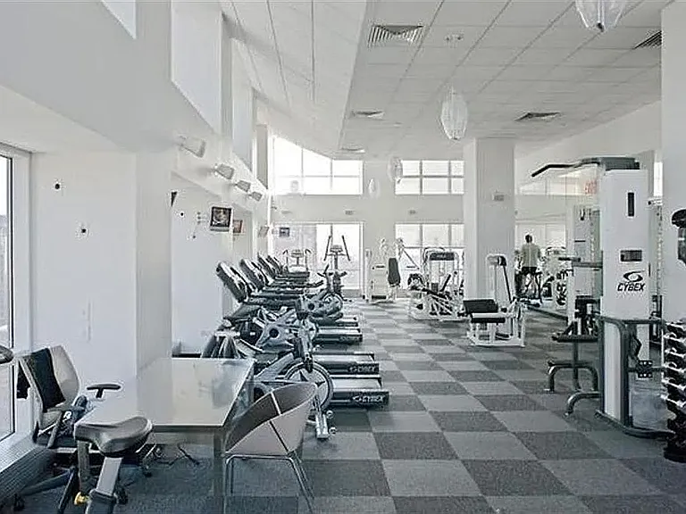 350 W 42nd St #25G — Photo 9