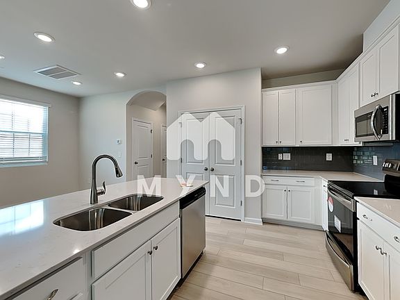 5th image of 149 Eagle Chase Dr