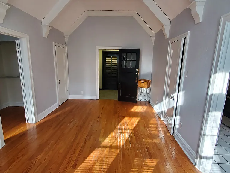 368 North Taylor Avenue — Photo 29