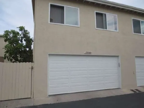10080 Los Coyotes Ct, Fountain Valley, CA 92708