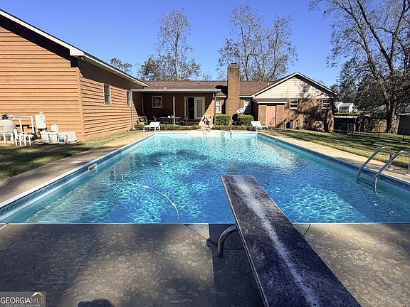 4th image of 168 Berkeley Rd