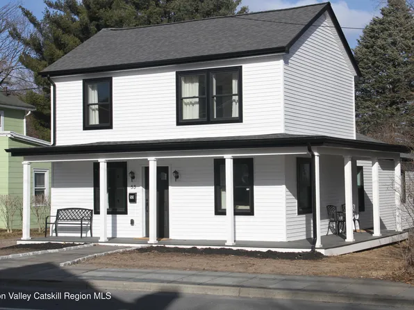 53 Ulster Avenue, Saugerties, NY 12477
