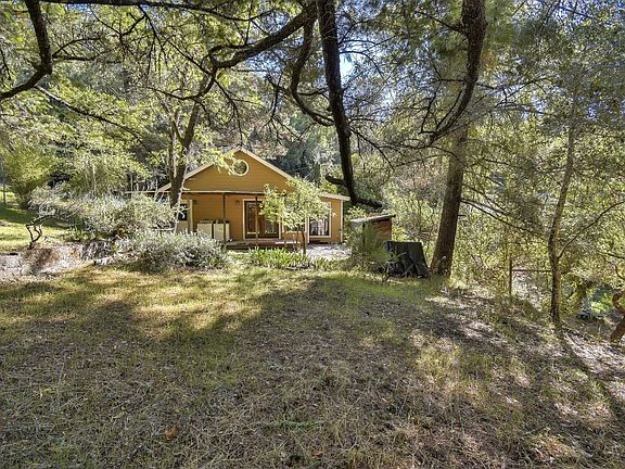 3rd image of 11266 Dell Ave
