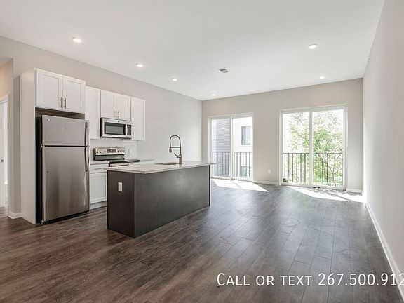 2nd image of 1520 N 7th St #3R