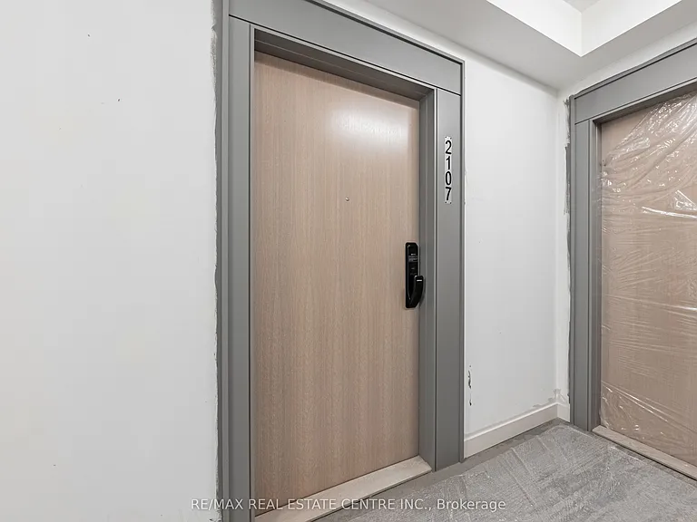 370 Martha St #2107 — Photo 8