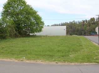 T George Vaughn Rd, Galax, VA 24333