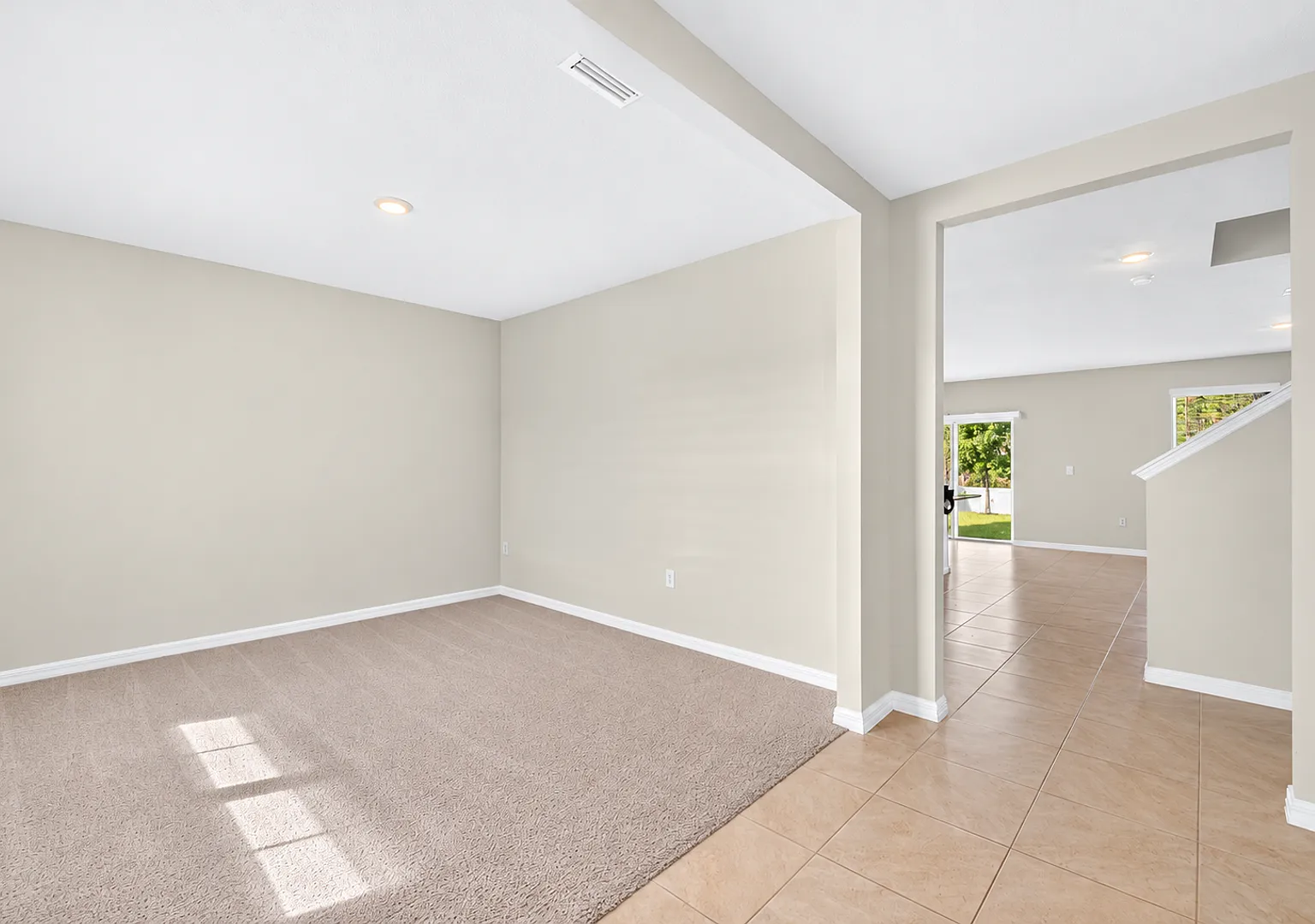 Spacious Two-Story Home with Fenced Backyard & Modern Interior — Photo 3
