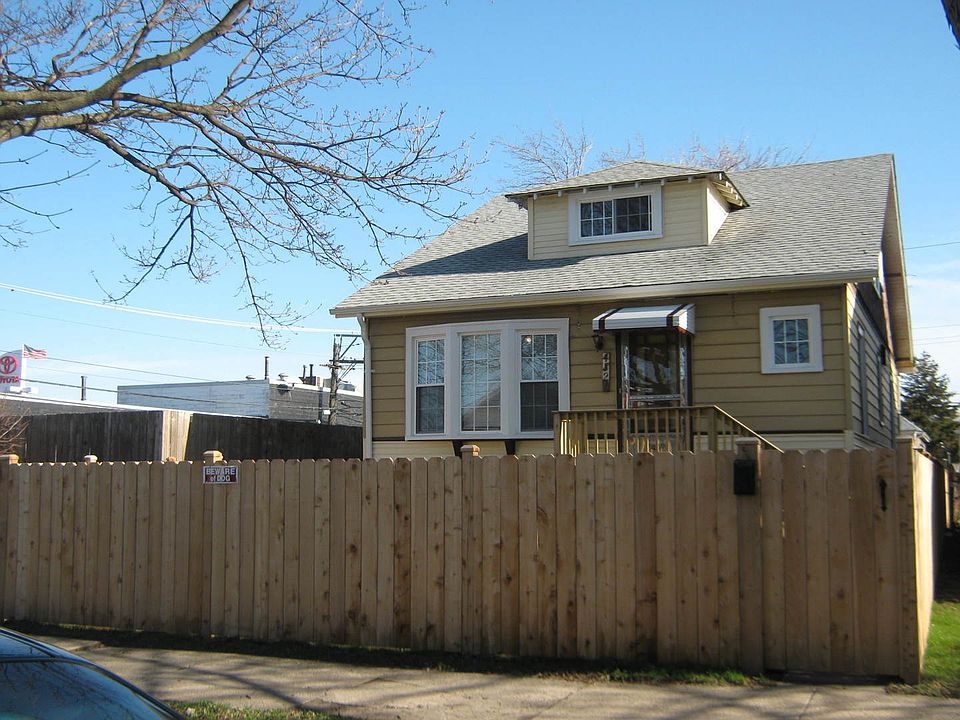 1st image of 4821 W Parker Ave