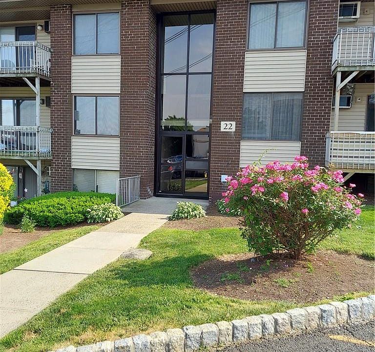 1st image of 229 Country Club Lane #229