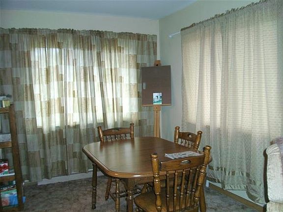 4th image of 815 Fairfield Dr