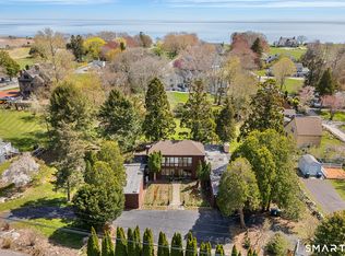 6 Shore Road, Waterford, CT 06385