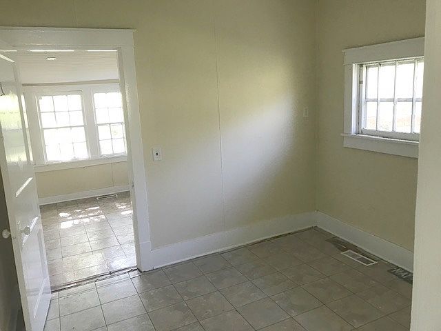 1st image of 628 S Brittain St