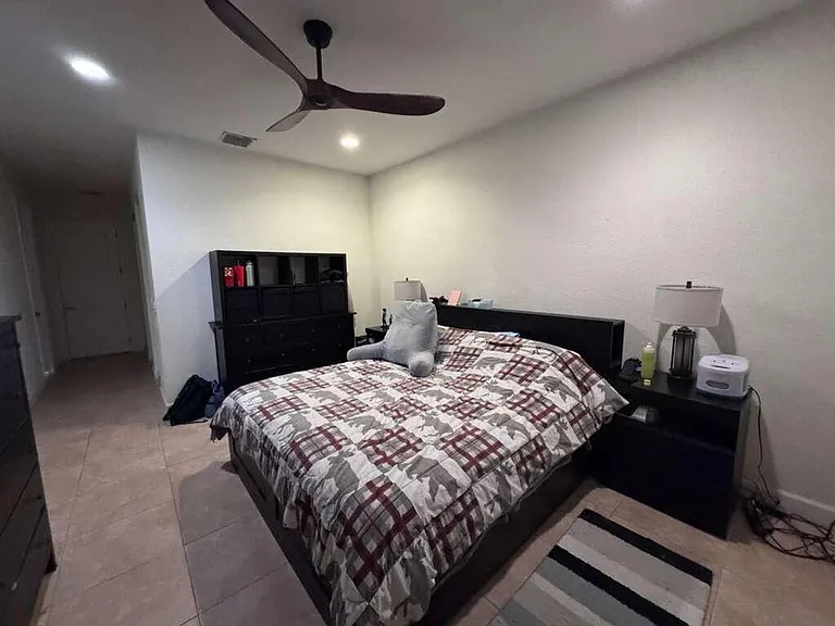 2812 Eagle Rock Cir #906 — Photo 17