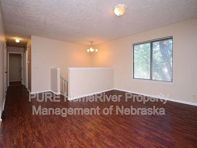 3 bed, 2.0 bath, 1440 sqft, $1,950 — Photo 3