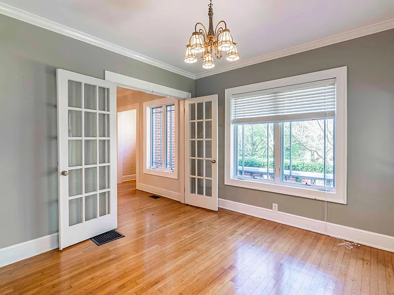 707 Cumberland Rd NE — Photo 10
