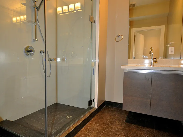 149 Dore St #3 — Photo 6