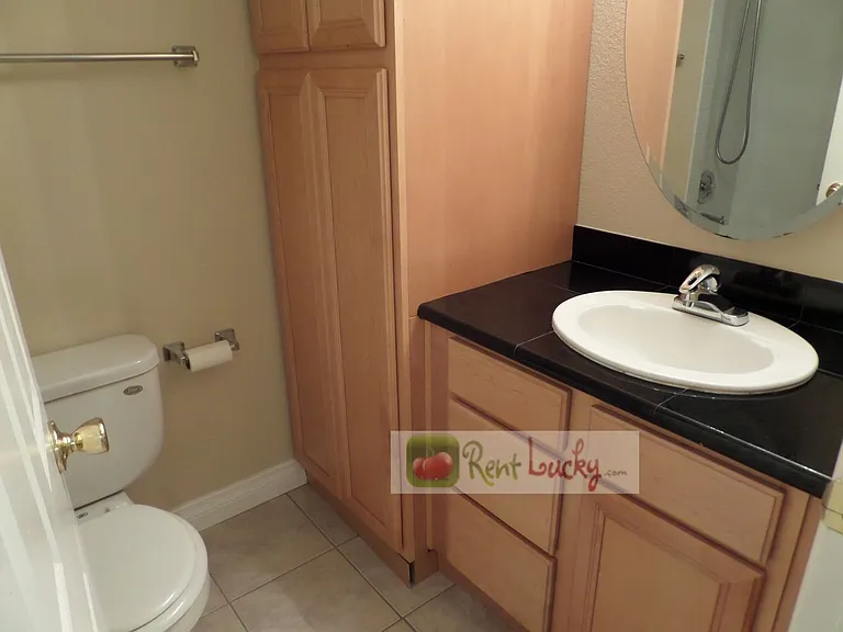 300 10th Ave #B101 — Photo 13