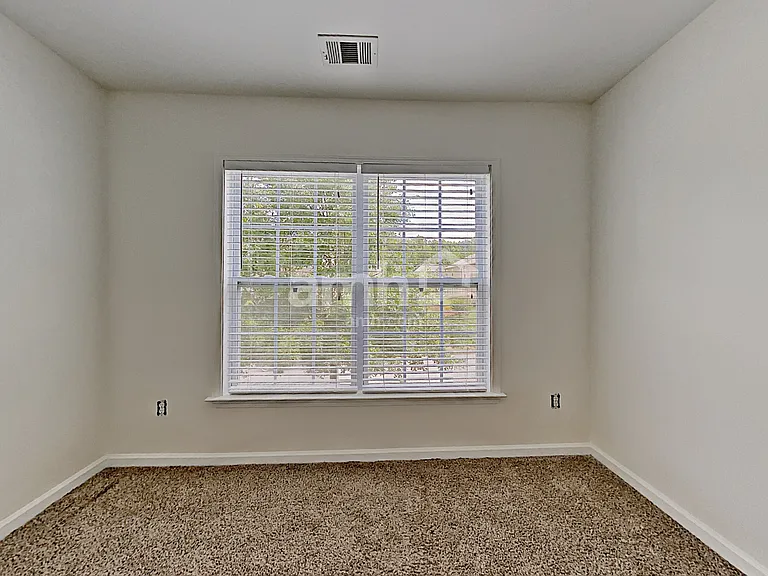 228 Oakland Way — Photo 16