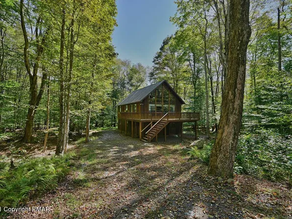 31 W Creek View Dr, Gouldsboro, PA 18424